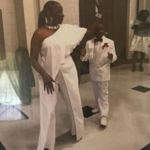 Meet your Posher, Helen